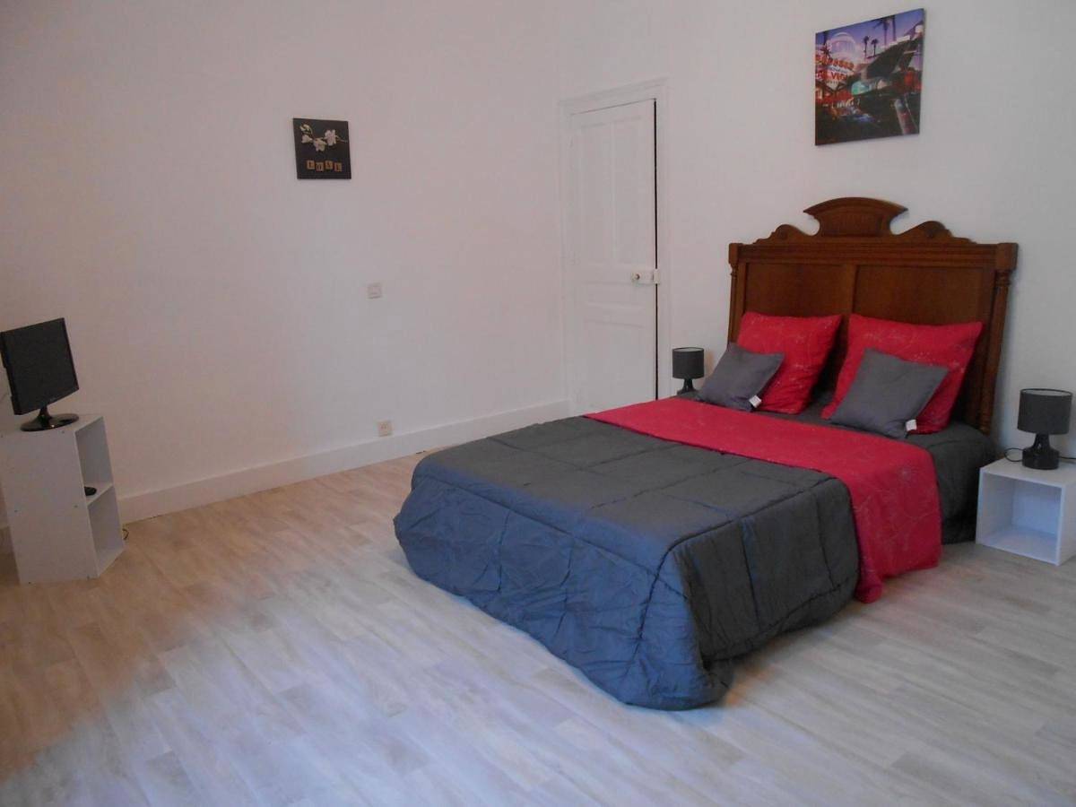 Two-Bedroom House in Selles-sur-Cher, Région de Romorantin-Lanthenay