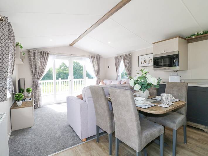 Stork Lodge in Heart of England