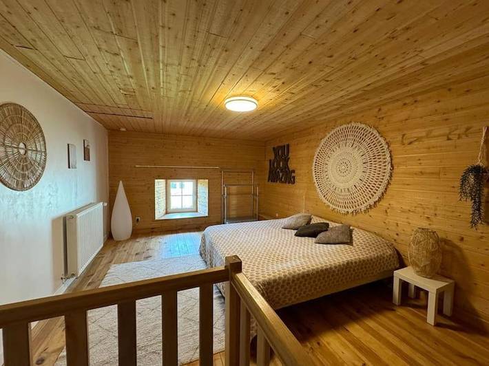 Location de vacances pour 2 personnes, avec piscine ainsi que jardin et terrasse dans Bricquebec En Contentin - 4