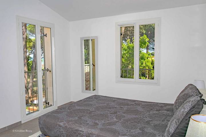 Location de vacances pour 6 personnes, avec terrasse et piscine dans Plage de la Nartelle - 4