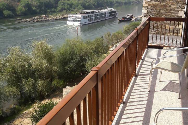 Ferienwohnung für 4 Personen, mit Pool und Balkon - 1