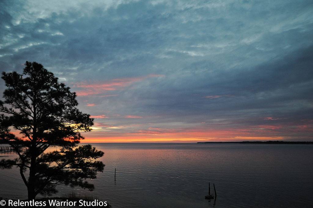 Entspannen, erfrischen, erneuern ... Waterfront Cottage ... in der Nähe von Williamsburg in Virginia