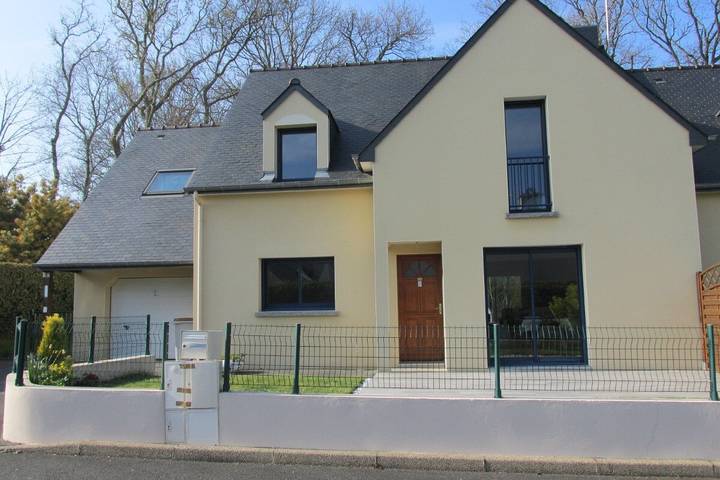 Location de vacances pour 6 personnes, avec jardin dans Port Briac