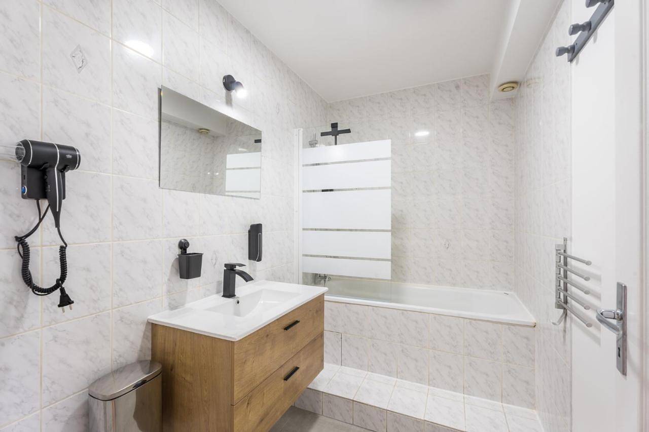 Double Room with Shared Bathroom in Jœuf, Meurthe-et-Moselle