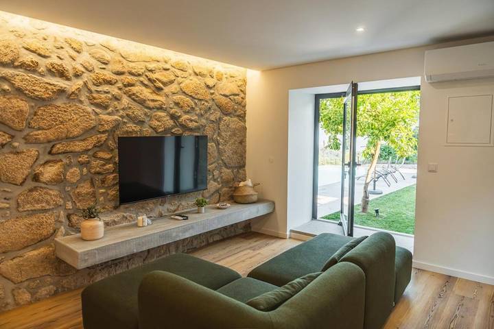 Casa rural para 8 personas, con Balcón y Terraza además de Jardín y Piscina en Vale de Cambra - 4