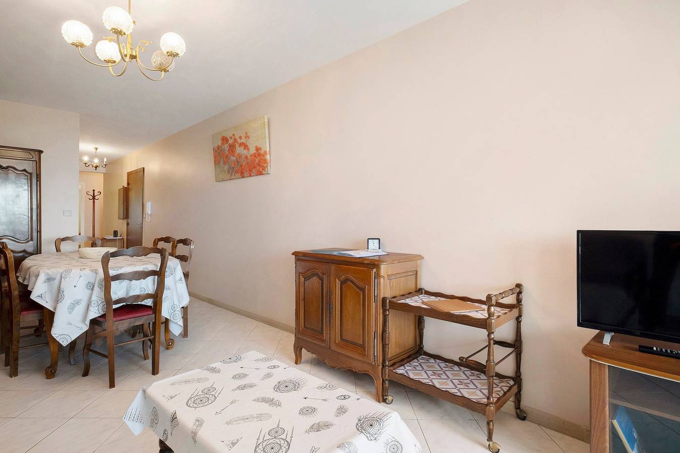 Ferienwohnung 'Appart – Pool und Blick auf den Hafen' mit Meerblick, Gemeinschaftspool & Wlan in Menton, Nizza und Umgebung