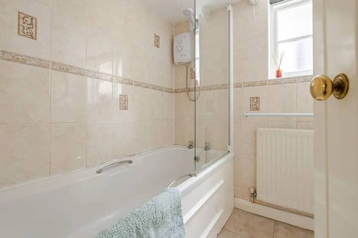 Cozy Cottage With Scenic Walks in Colchester, Essex