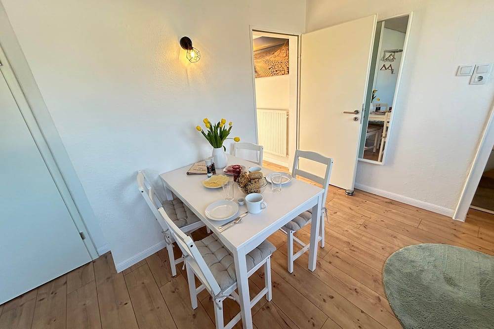 Vier Nordlichter – Eg-Wohnung mit Garten in Bensersiel, Esens