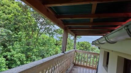 Gîte pour 2 personnes, avec balcon à Saint-Claude (Guadeloupe)