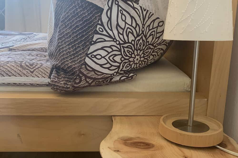 Ganze Wohnung, Ferienwohnung alpenkind 74 qm, 1-4 Personen, 2 Schlafzimmer, Terrasse in Staudach-Egerndach, Chiemsee