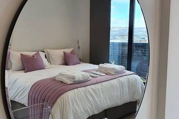Apartment for 4 People in Cheltenham, The Cotswolds, Photo 1