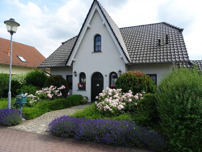 Chalet für 4 Personen, mit Garten und Terrasse in Brandenburg - 2