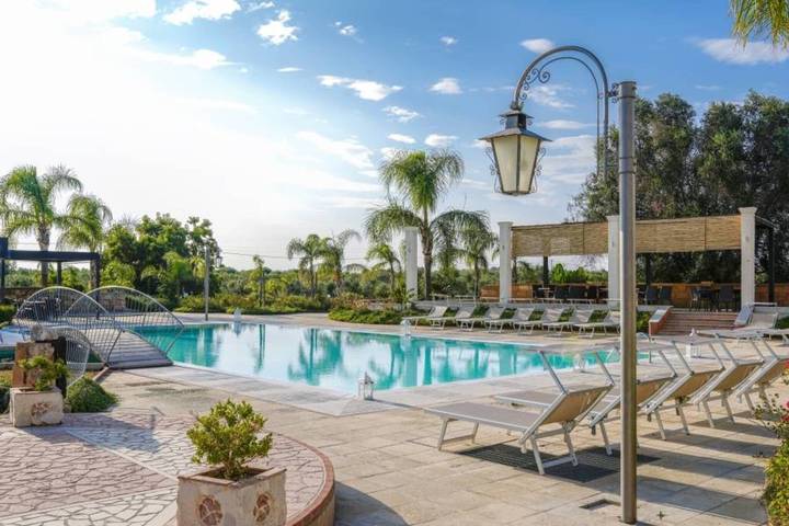 Room 'Casale San Giovanni - Camera 4' with Shared Terrace, Wi-Fi and Air Conditioning in Salice Salentino, Lecce-provinsen