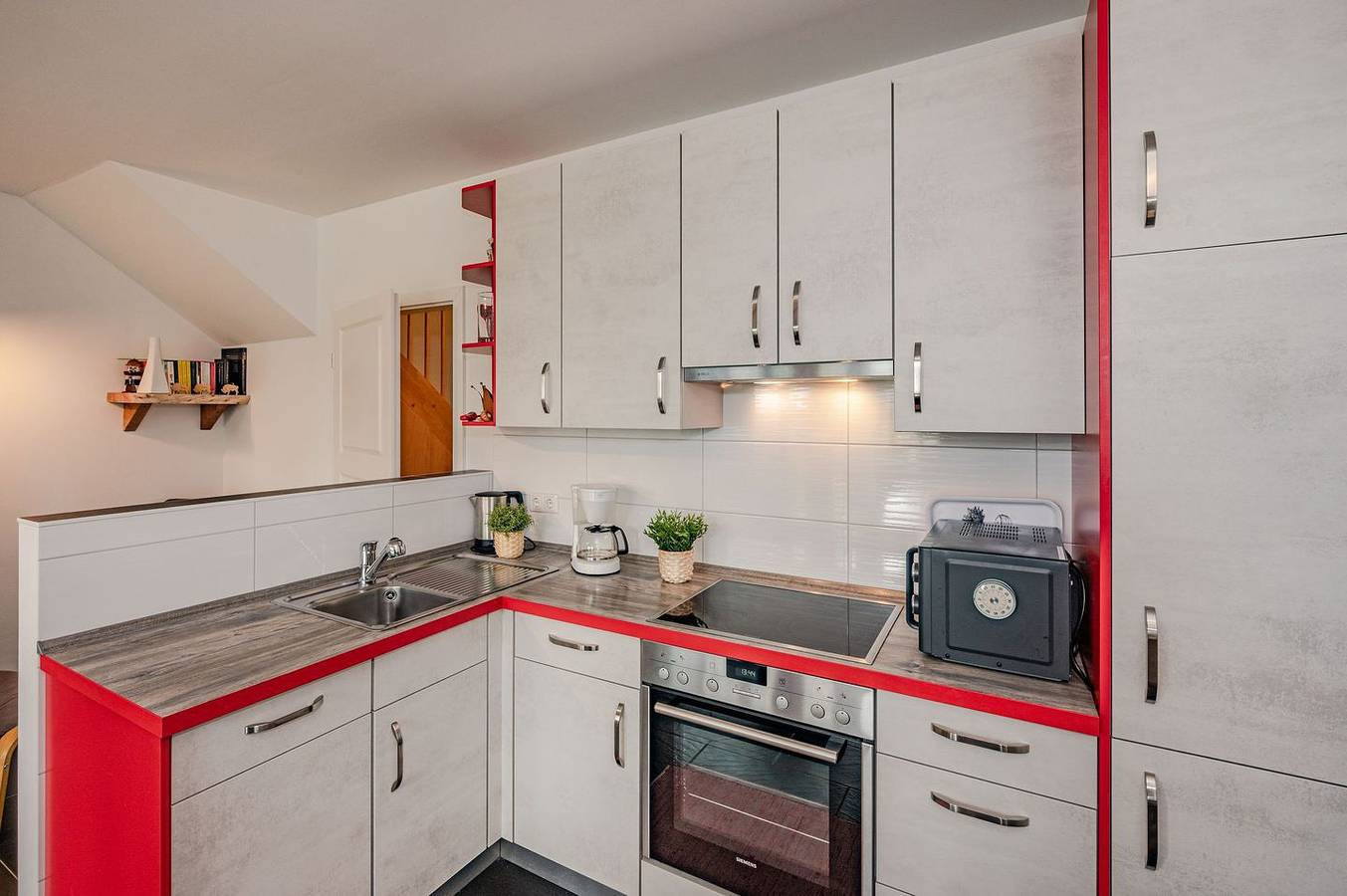 Haus Kontraste 4m - familiäre Doppelhaushälfte mit Sauna & Kamin in Gothensee, Korswandt