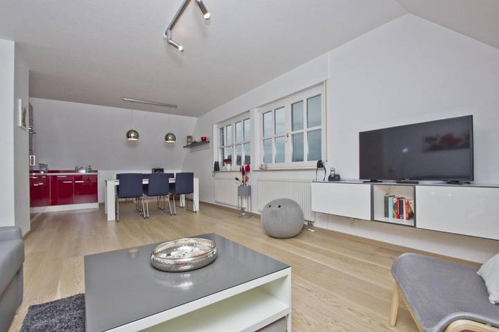Appartement entier, Strandnahe Ferienwohnung mit schönem Garten - Ferienhaus Gisela in Putbus, Région de Rügen