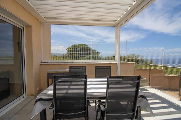 Gîte pour 8 personnes à Albitreccia - 2