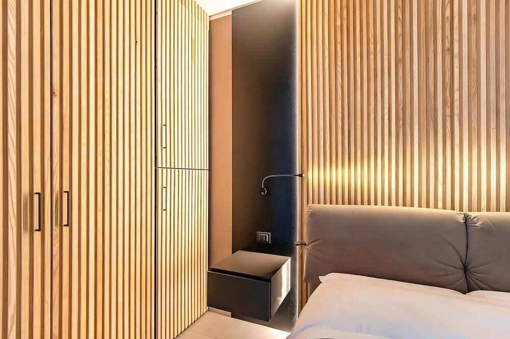 Apartamento entero, Habitación 'Shakespeare' con Wi-Fi y aire acondicionado in Villafranca di Verona, Provincia de Verona