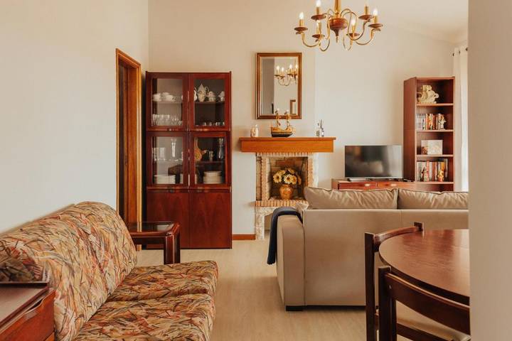 Casa de férias para 4 pessoas, com Varanda e Jacuzzi e ainda Terraço and Vista para o lago em Torreira