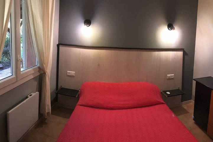 Appartement entier, Appartement calme, terrain 5000 m2, idéalement situé, plage Pinarello in Zonza, Arrondissement de Sartène
