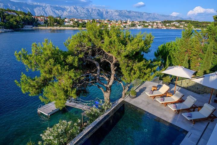 Luxury Seafront Villa Prestige Brac with Pool in Selca, Brac