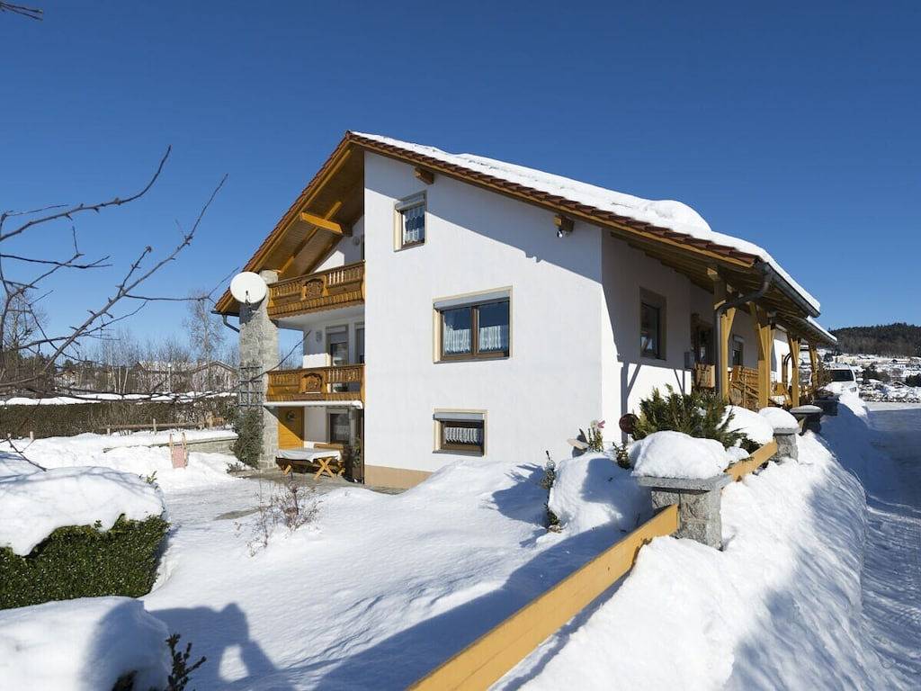 Ferienwohnung mit 2 Schlafzimmer in Grafenau, Ostbayern