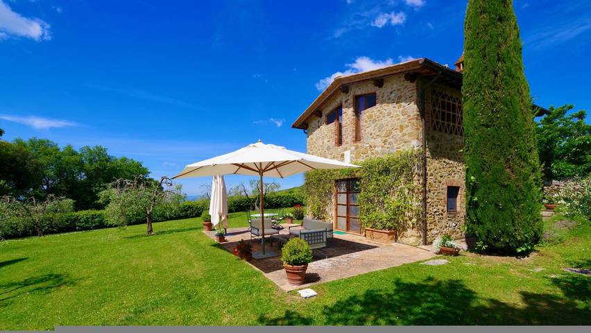 Ferienhaus für 4 Personen, mit Garten und Balkon