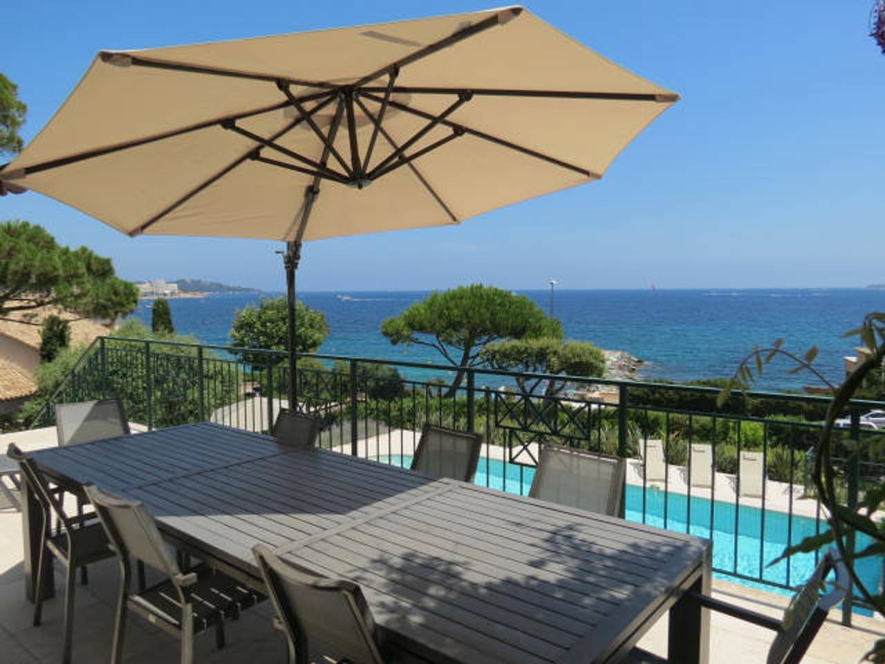 Villa 5 pièces et appart. 2 pièces clim., piscine privée, pour 10-12 pers., vue mer in Sainte-Maxime, Côte méditerranéenne (France)