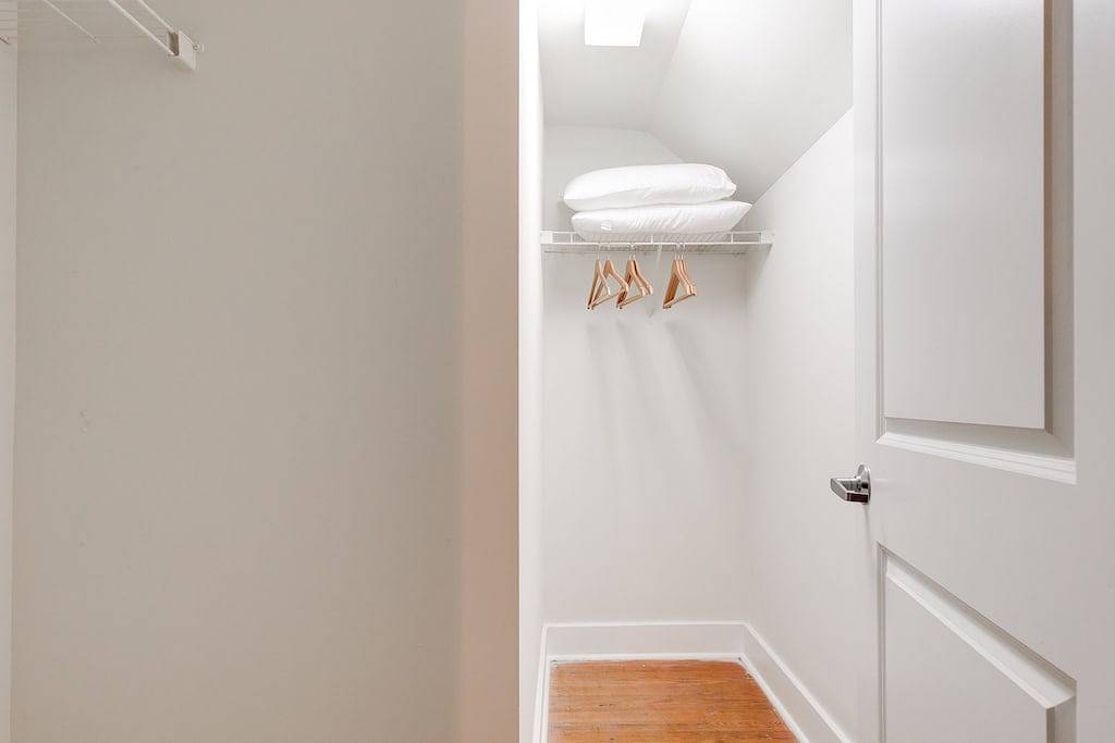 Ganze Wohnung, Downtown Living in Historic Richmond Loft in Richmond, Virginia