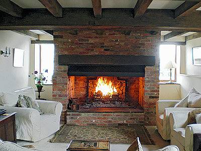Thornsdale Oast House in Iden, Sussex Oriental