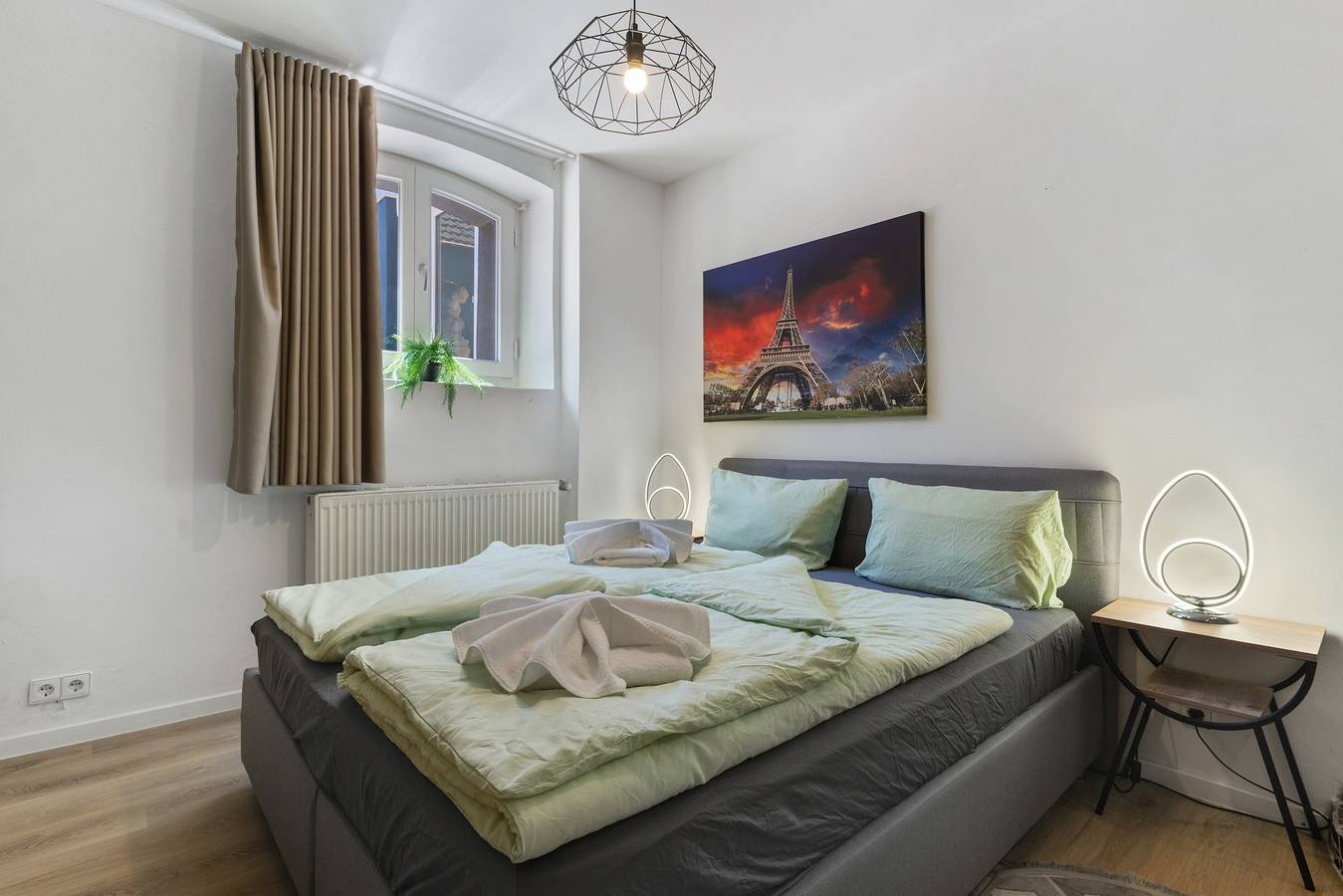 Ganze Wohnung, Apartment 4 mit 2 Schlafzimmern mit Gemeinschaftsterrasse und Wi-Fi in Europa-Park, Rheinhausen