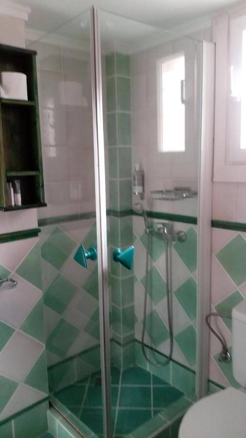 Location de vacances pour 6 personnes, avec jardin ainsi que piscine et vue à Porto Heli - 2