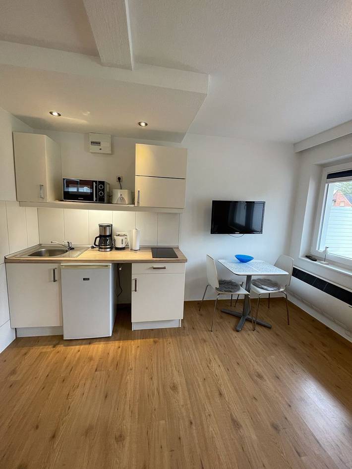 Ganze Wohnung, Moderne Ferienunterkunft mit Garten nur 600 m vom Strand in Büsum in Büsum, Kreis Dithmarschen