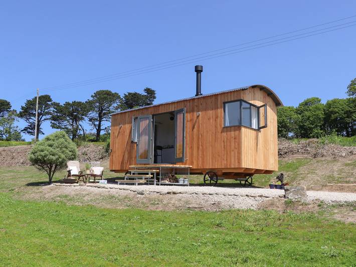 Hut for 2 people, with yard - 1