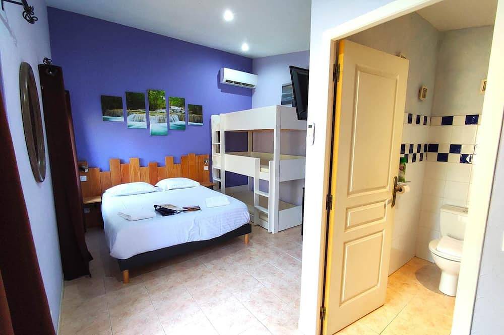 Ganze Wohnung, Chambre Familiale Périgord in Vitrac, Périgord Noir