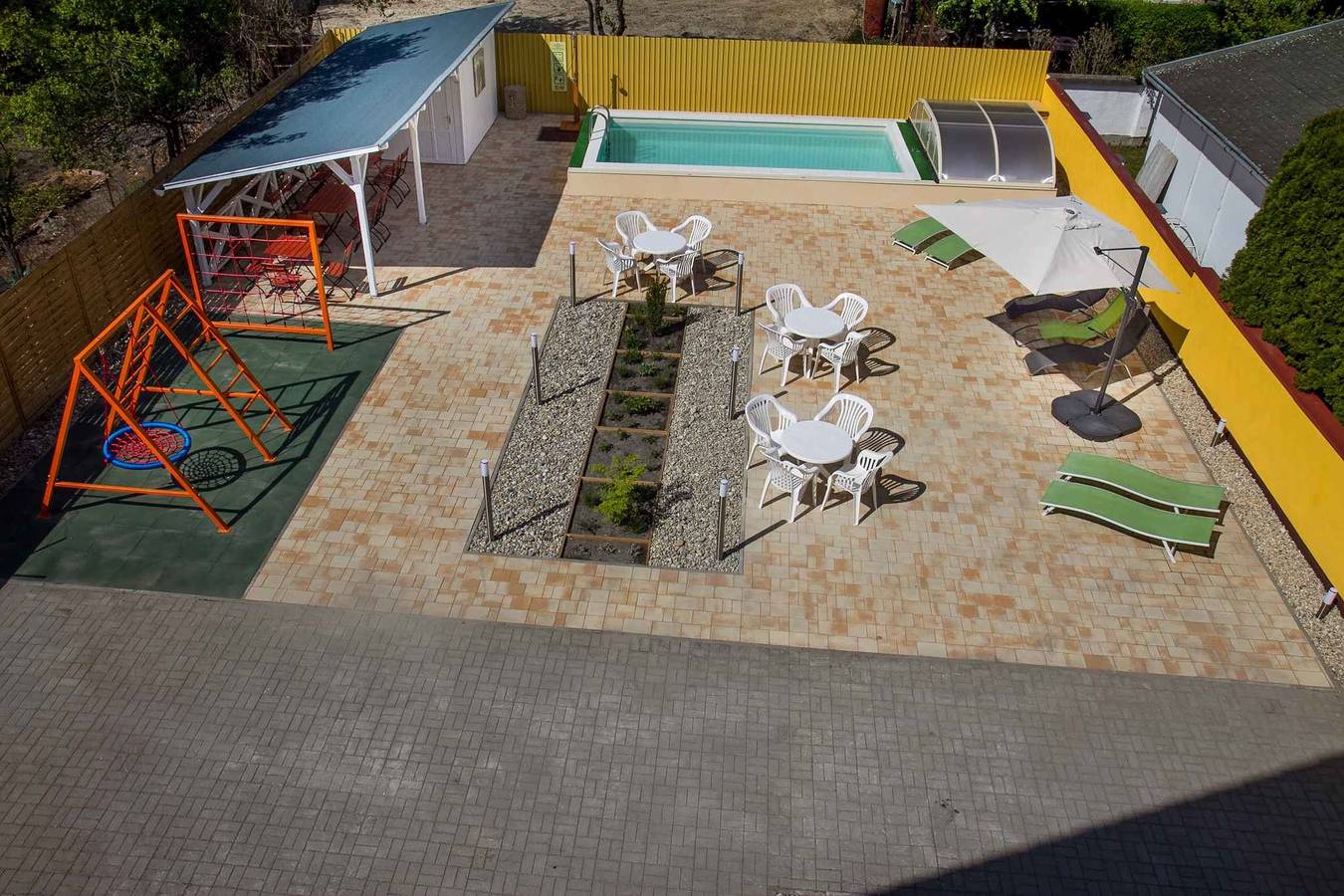 Ganze Ferienwohnung, Ferienwohnung in der Nähe vom Zentrum und Balaton  in Balatonkeresztur, Plattensee Südufer