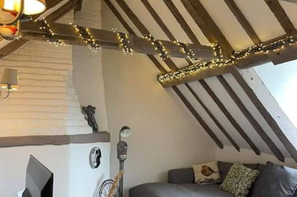 Beautiful 1600’s loft apartment. in Hertfordshire