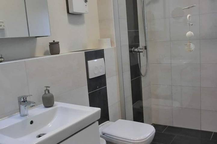 Ganze Wohnung, Ferienwohnung KWi 17 Og \"Küsten-Koje\" - 2-Zimmer-Ferienwohnung für 3 Pers. mit in Gelbensande, Rostock und Umgebung