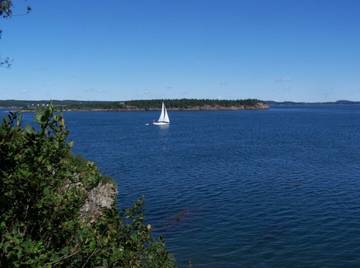 Cabin Rentals And Lodges for 6 Guests in New Brunswick, Canada, Picture 3