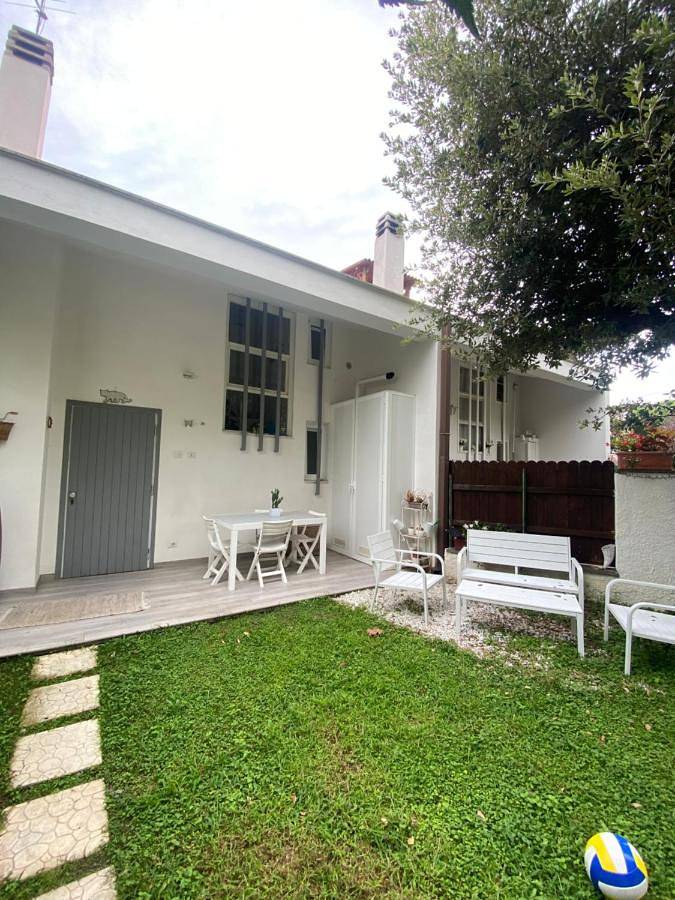 Two-Bedroom Villa in Fregene, Fiumicino