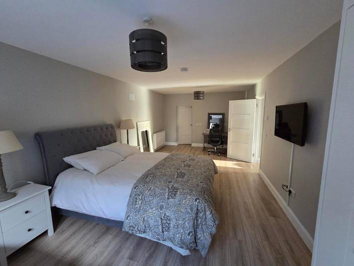 Gîte pour 3 personnes, avec jardin à Trim - 2