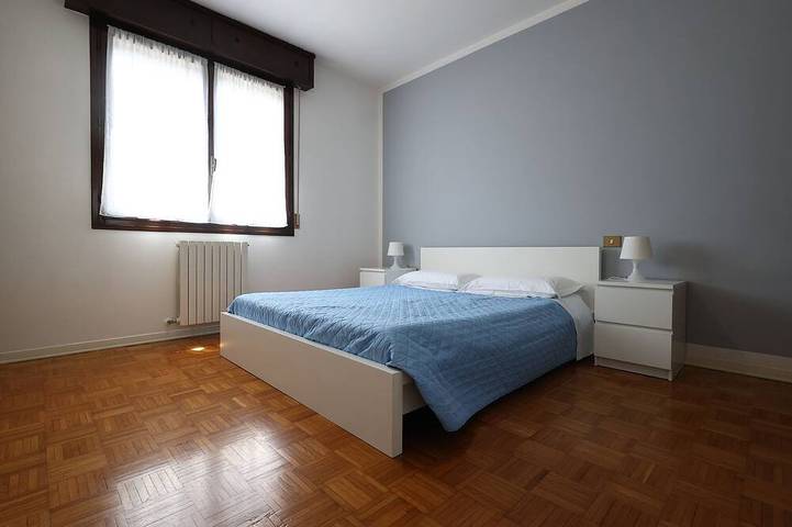 Entire apartment, Alby's apartment, in the Motor Valley with private parking in Formigine, Modena Province
