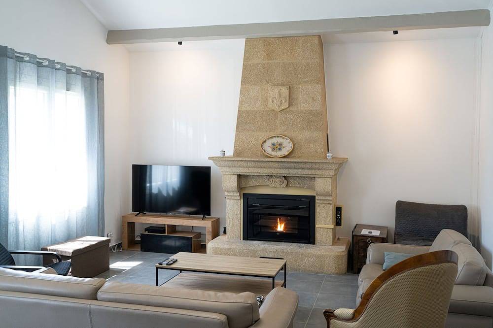 Villa Les Cigales in Velaux, Aix-en-Provence region