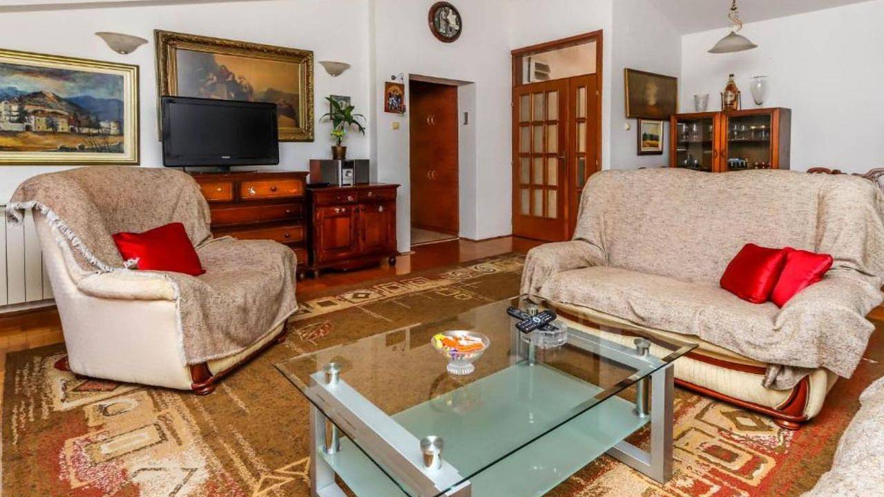 Apartamento vacacional entero, Ferienwohnung für 4 Personen (60 m²) in Budva in Budva, Municipio de Budva