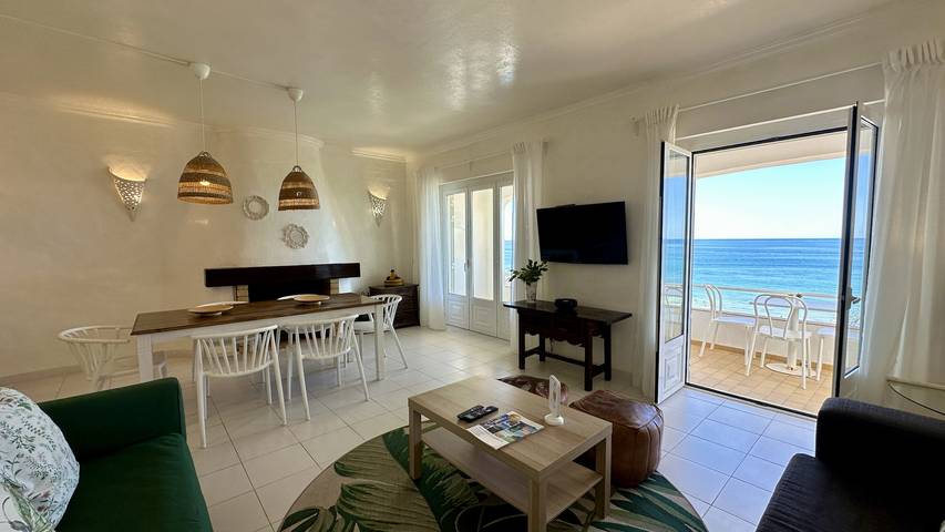Beira Mar | Piscina Privada | 7 Pax | Albufeira in Albufeira e Olhos de Água, Faro District