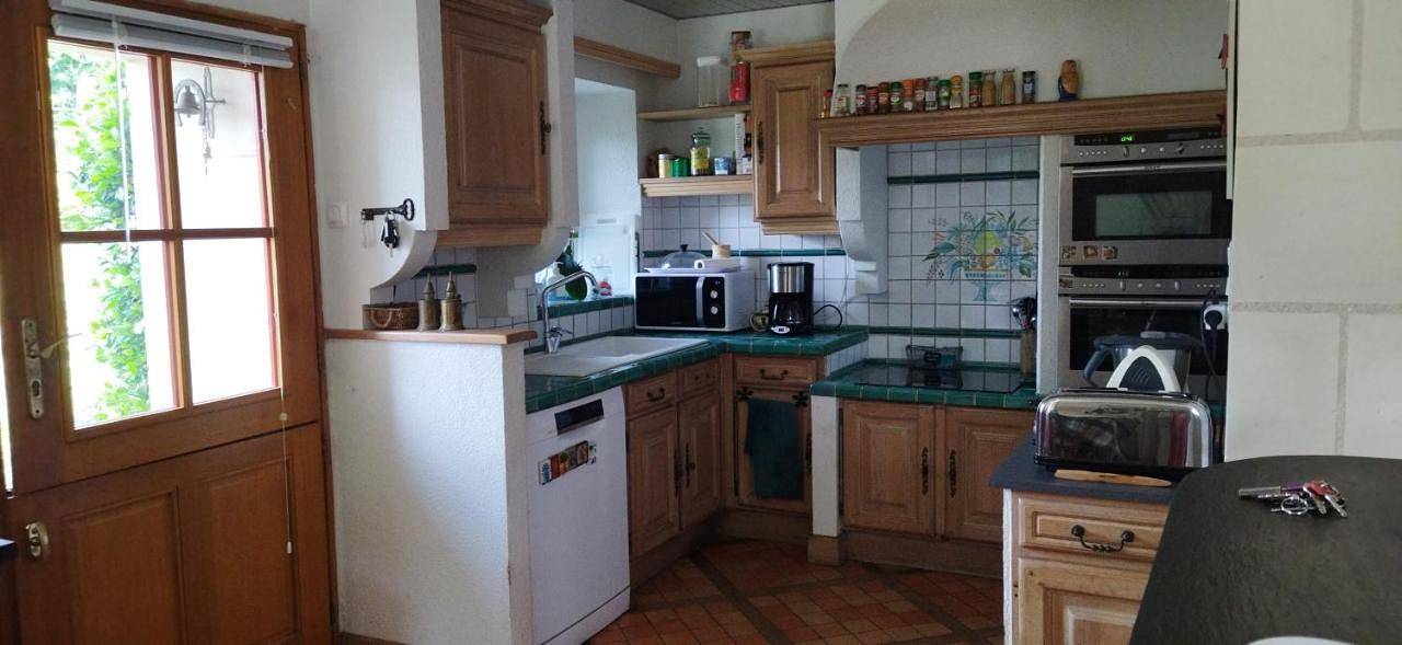 Three-Bedroom House in Brissac-Loire-Aubance, Région d'Angers