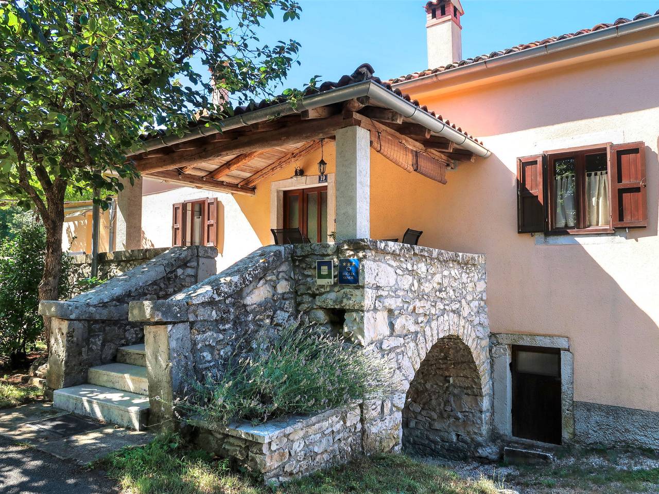 Nino in Kršan, Ostküste Istrien