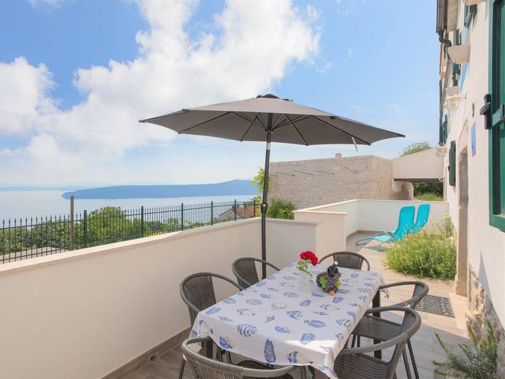 Ferienhaus für 6 Personen, mit Terrasse und Garten in Moscenicka Draga