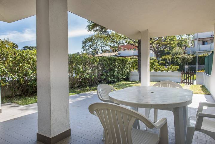 Ganze Wohnung, Ferienwohnung für 7 Personen mit Balkon/Terrasse in Marcelli, Numana