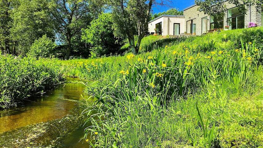 Ferieudlejning for 6 personer, med terrasse og jacuzzi samt have i Holstebro