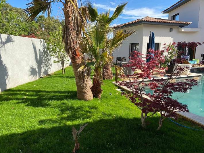 Location de vacances pour 4 personnes, avec vue et jardin à Cessenon-sur-Orb - 4